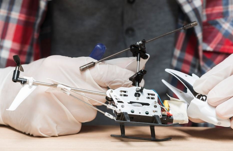 Smart Helmets and AI Drones, The Next Jobsite Revolution