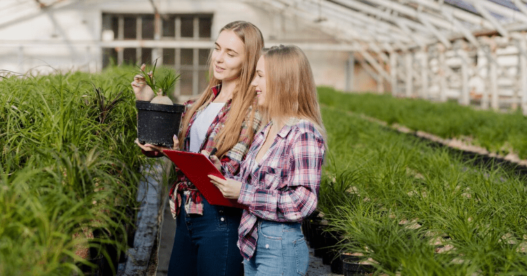 Canadian Startups Win Right to Build Smart Farms on Crown Land